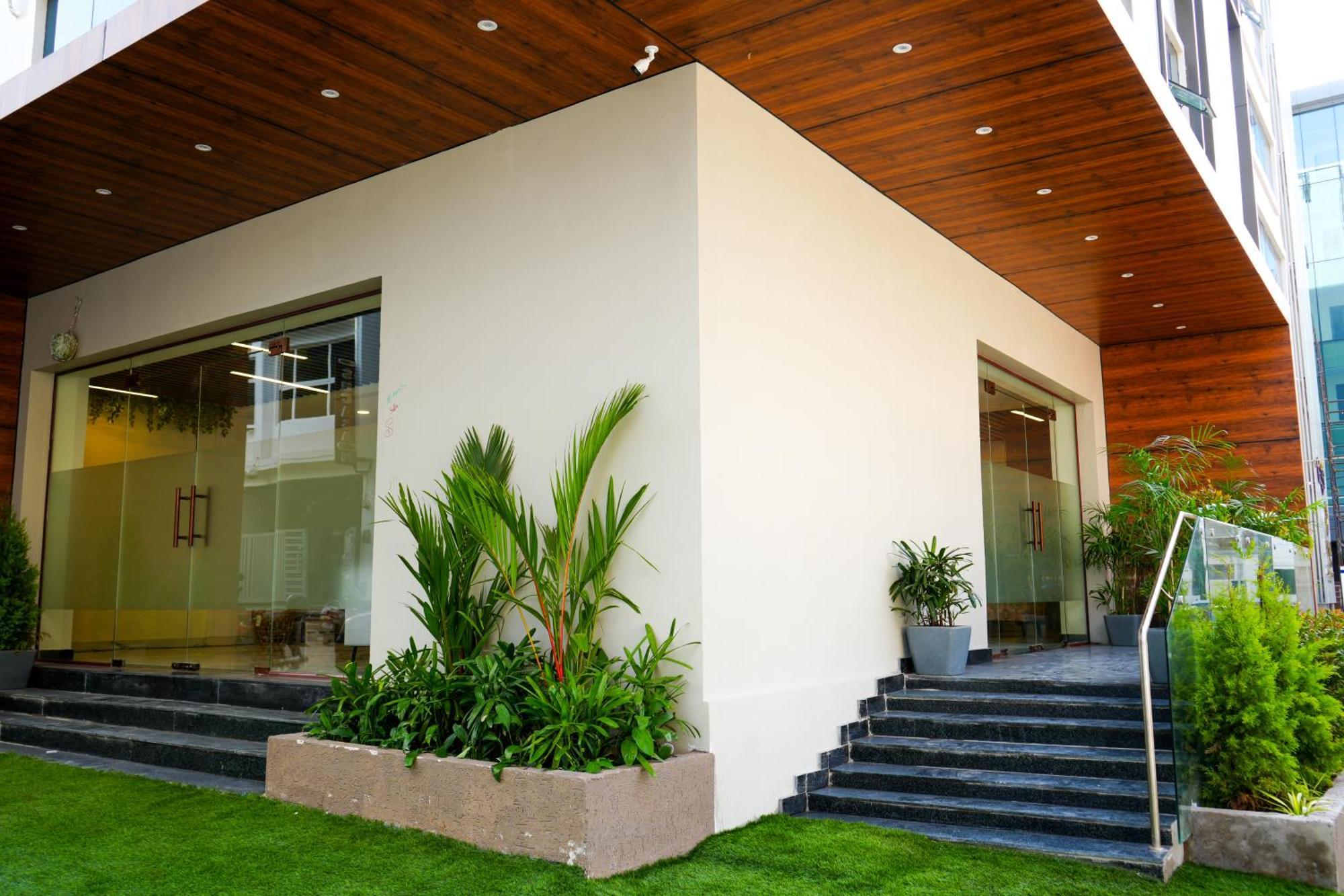 Casa Hotel & Suites, Gachibowli, Hyderabad Exterior foto